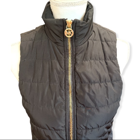 Michael Michael Kors black puffer vest size extra small - Picture 5 of 10